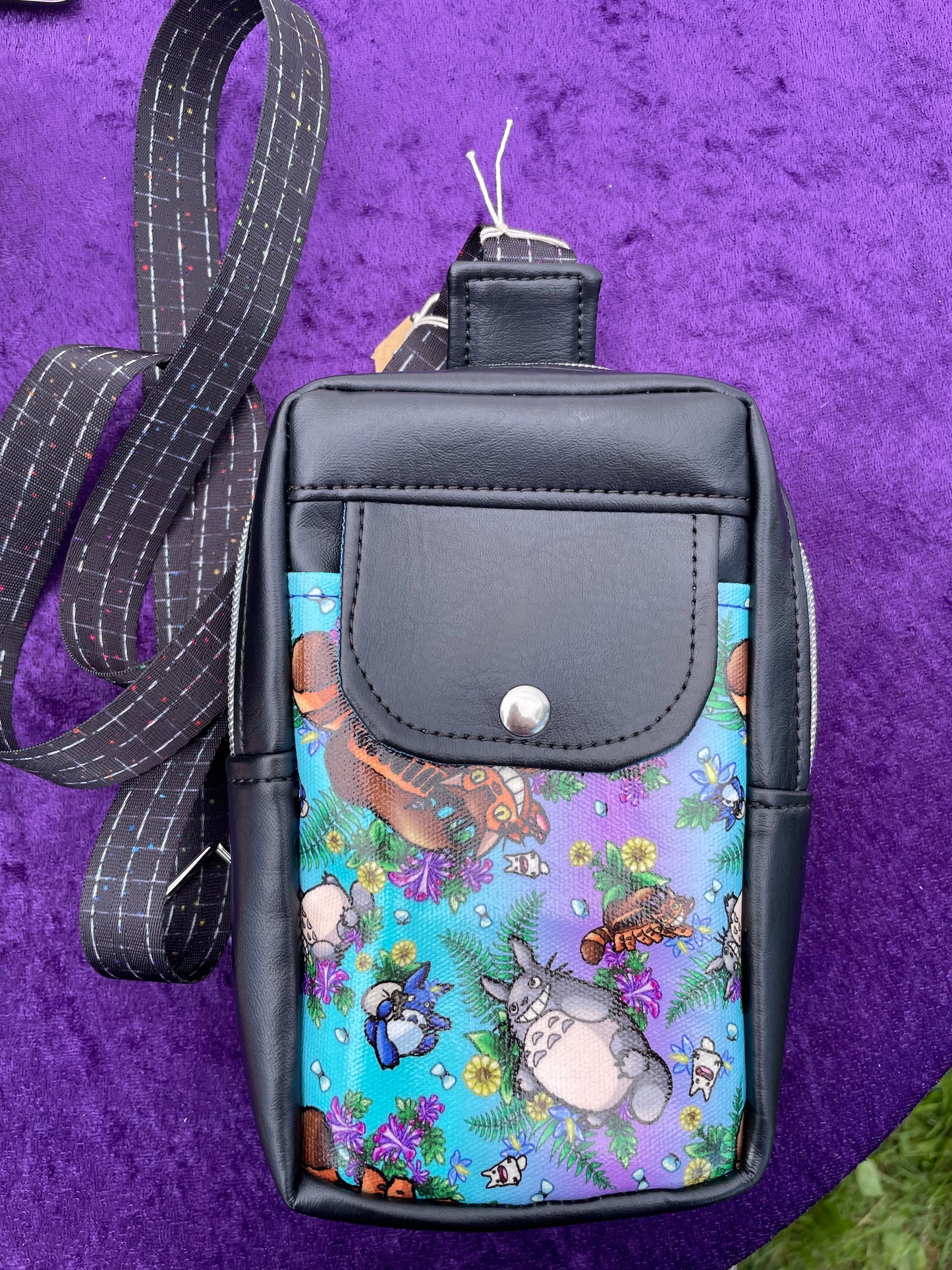 Quiver Sling Bag
